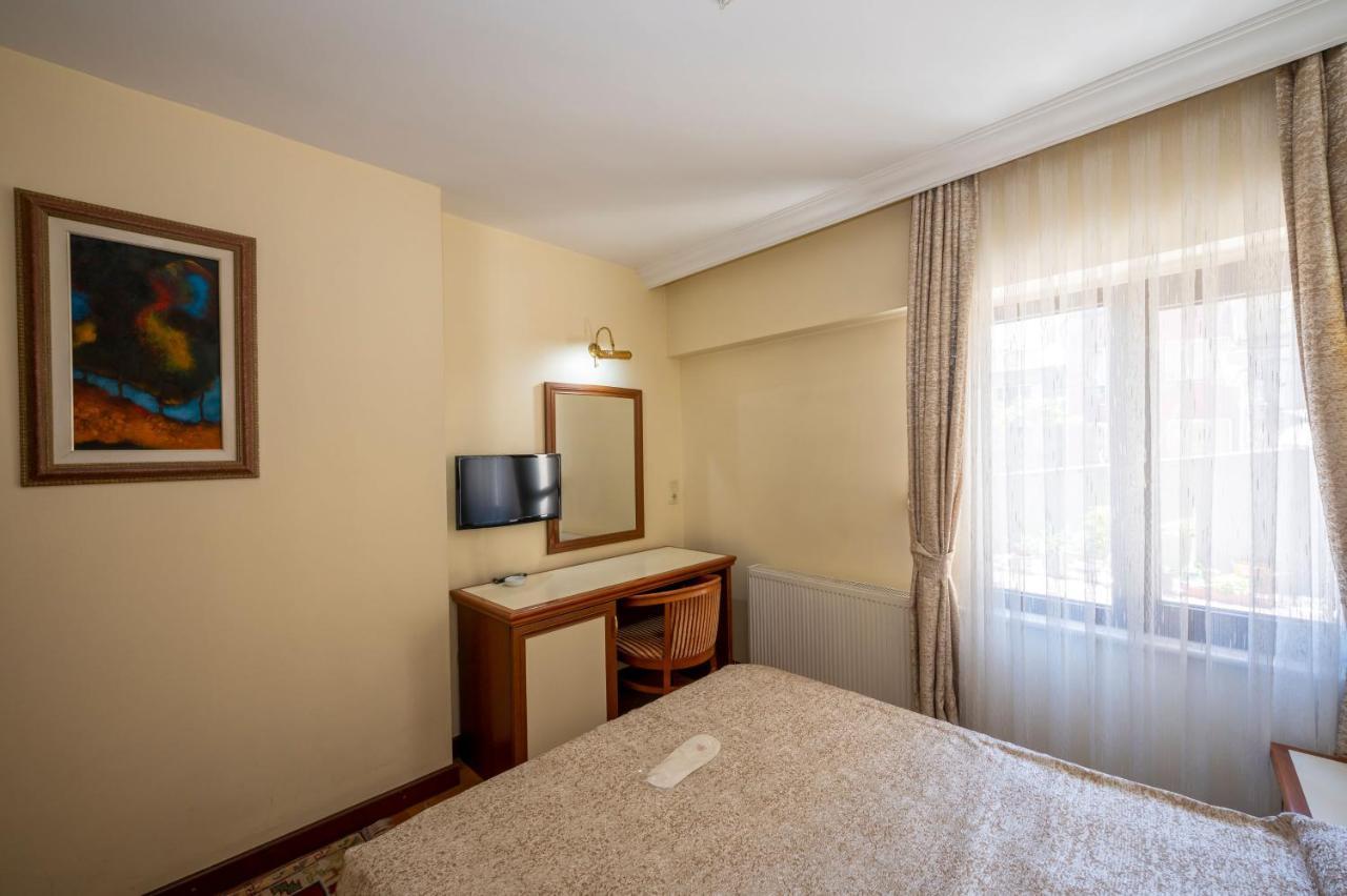 Hotel Erdal อิสตันบูล ภายนอก รูปภาพ